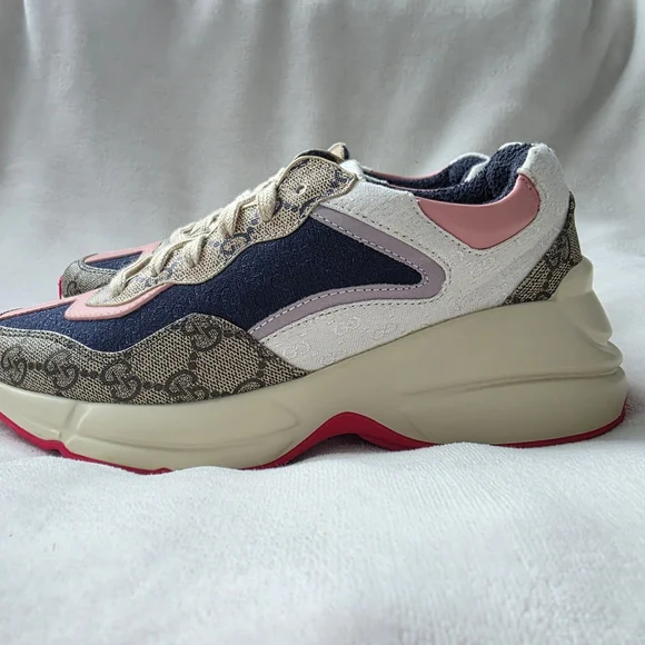 Gucci Women's Sneakers - Picture 3 of 5